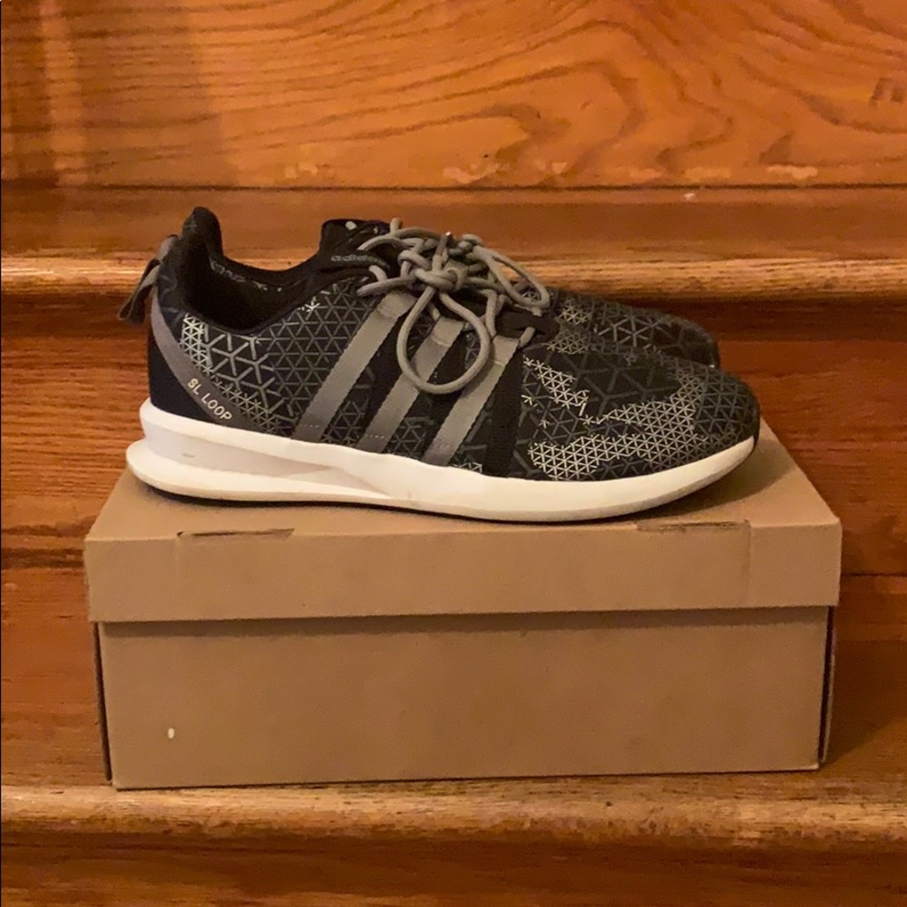 Adidas SL Loop size 10 Mens